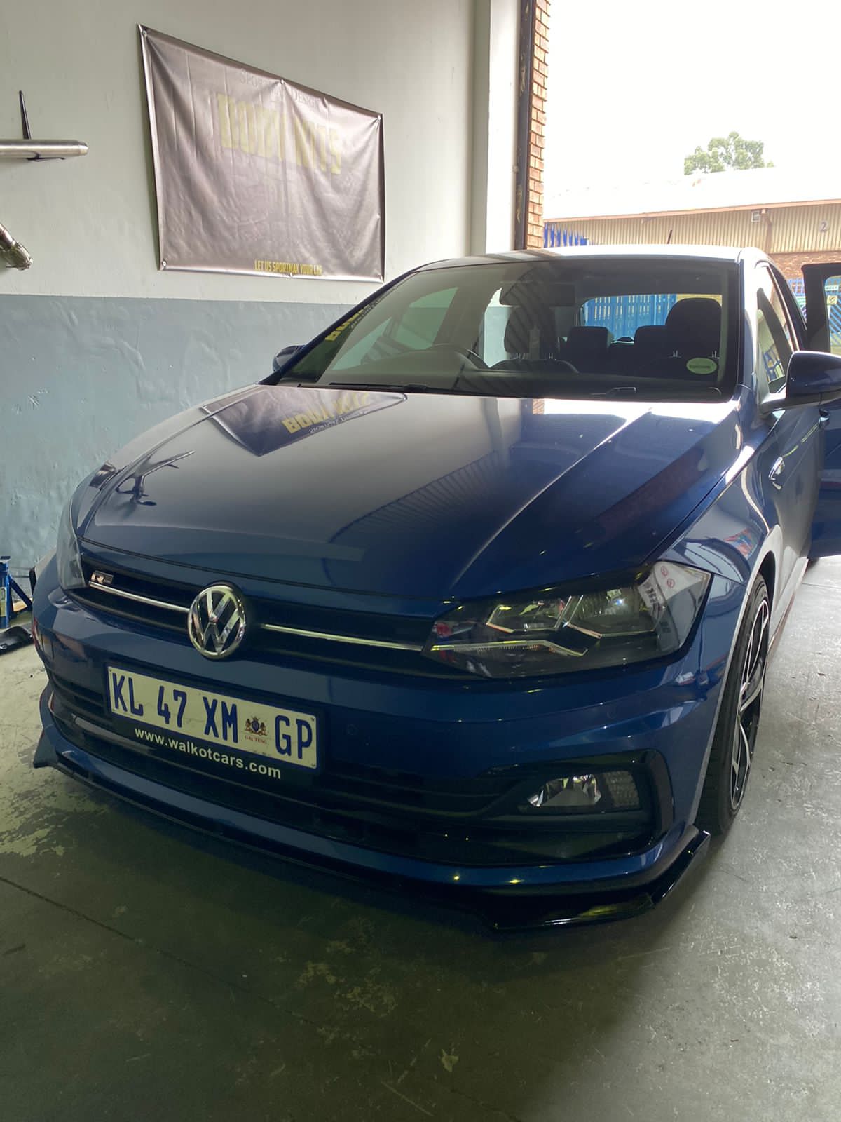 VW Polo AW Gti/R/ Tsi Line gloss black slim line front lip – SPORTMAX  DESIGN SA